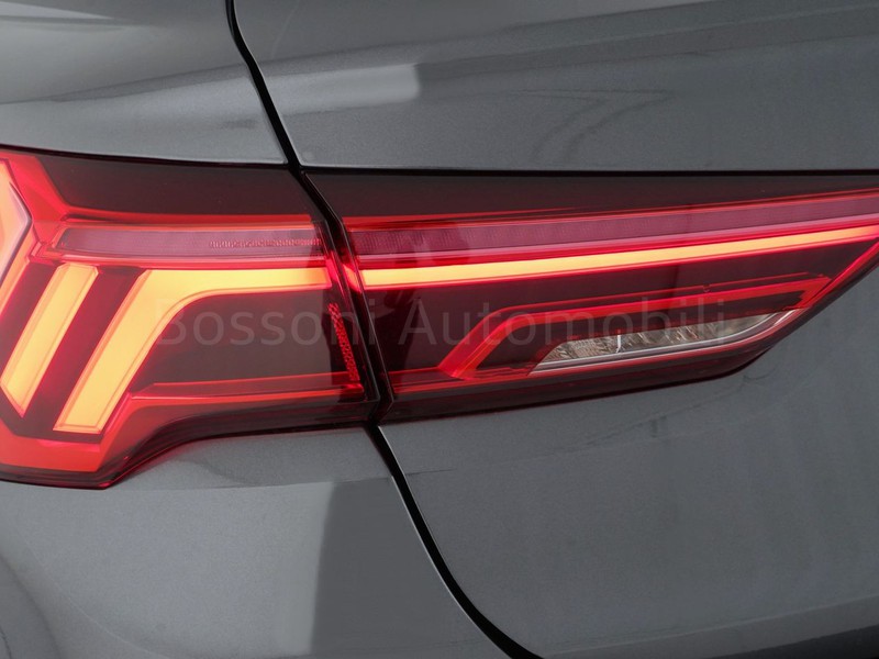 7 - Audi Q3 sportback 35 1.5 tfsi evo2 s line edition s tronic