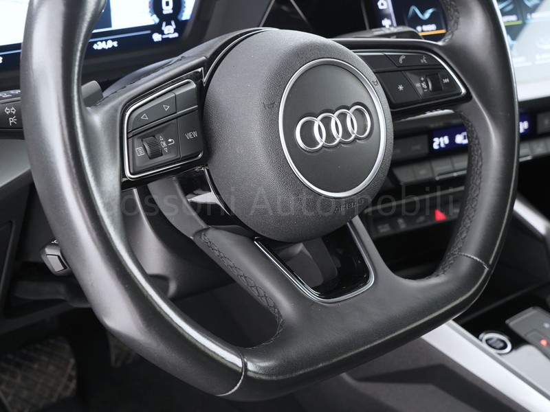 25 - Audi A3 sportback 45 1.4 tfsi e s line edition s tronic
