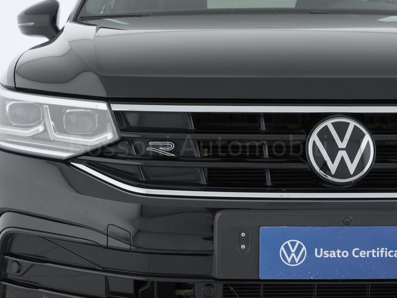 13 - Volkswagen Tiguan 2.0 tdi scr 150cv r-line dsg