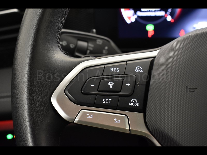 19 - Volkswagen Tiguan 2.0 tdi scr 150cv life dsg