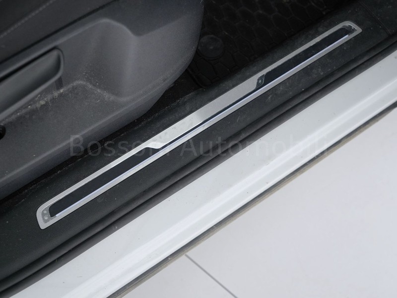 19 - Volkswagen Tiguan 2.0 tdi scr 150cv elegance 4motion dsg