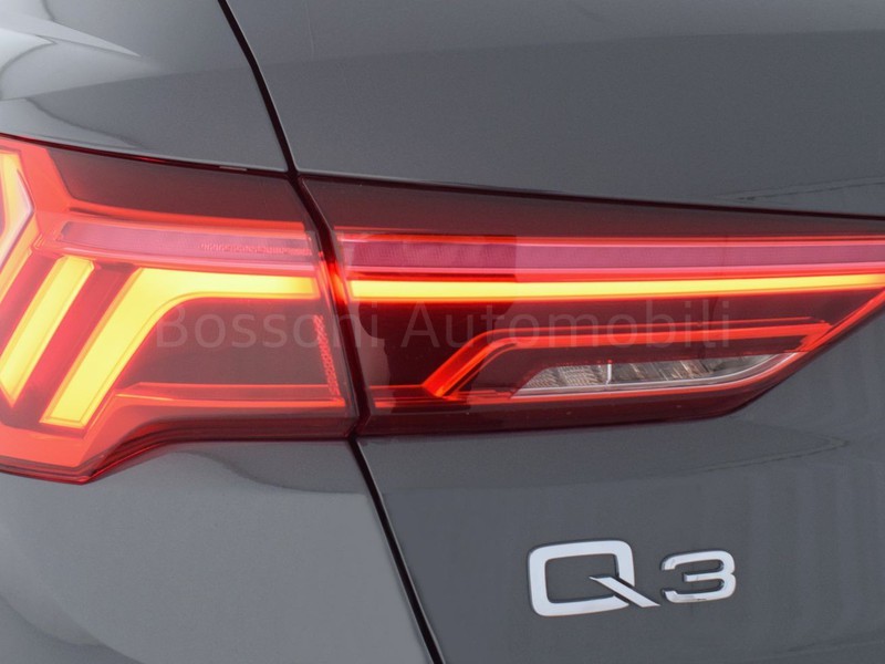 7 - Audi Q3 35 2.0 tdi business advanced s tronic