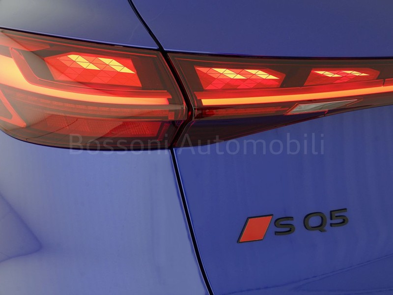 7 - Audi SQ5 s3.0 v6 tfsi mhev+ 367cv sport attitude quattro s tronic
