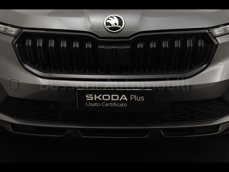 13 - Skoda Kamiq 1.0 tsi 115cv monte carlo