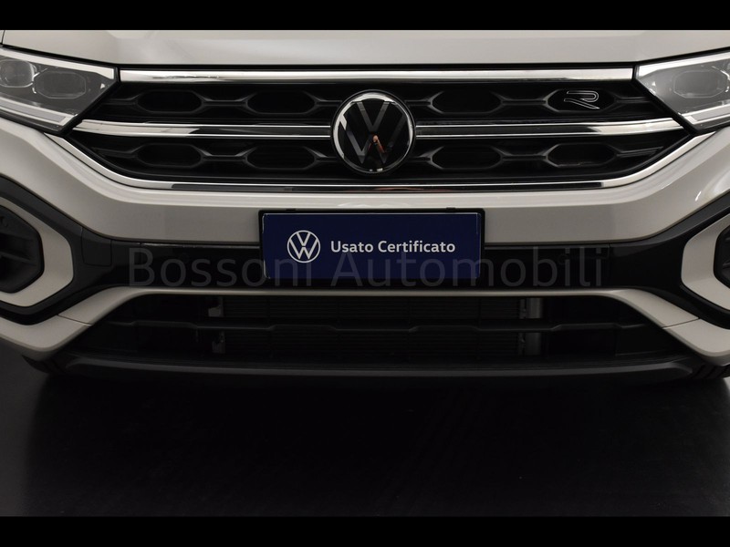 13 - Volkswagen T-Roc 1.5 tsi act r-line plus dsg