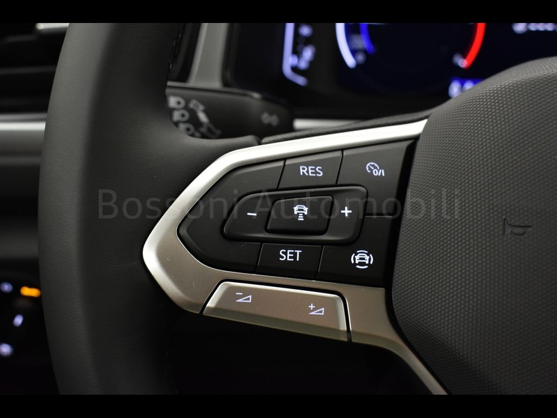 19 - Volkswagen T-Roc 2.0 tdi scr 115cv sport