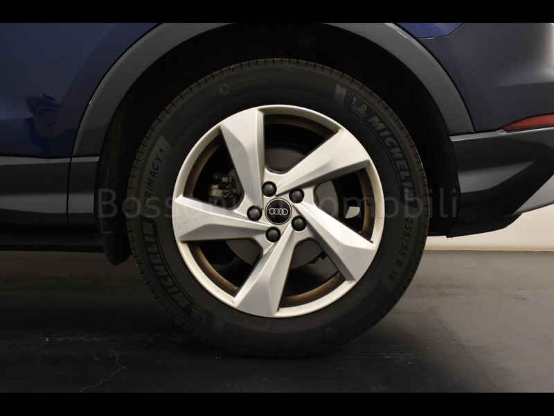 13 - Audi Q3 35 2.0 tdi business advanced s tronic