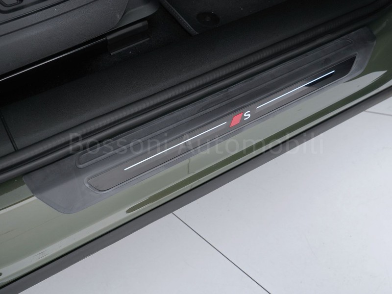 19 - Audi Q5 2.0 tdi mhev+ 204cv s line edition quattro s tronic