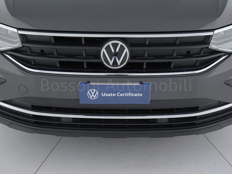 13 - Volkswagen Tiguan 1.5 tsi act 130cv life