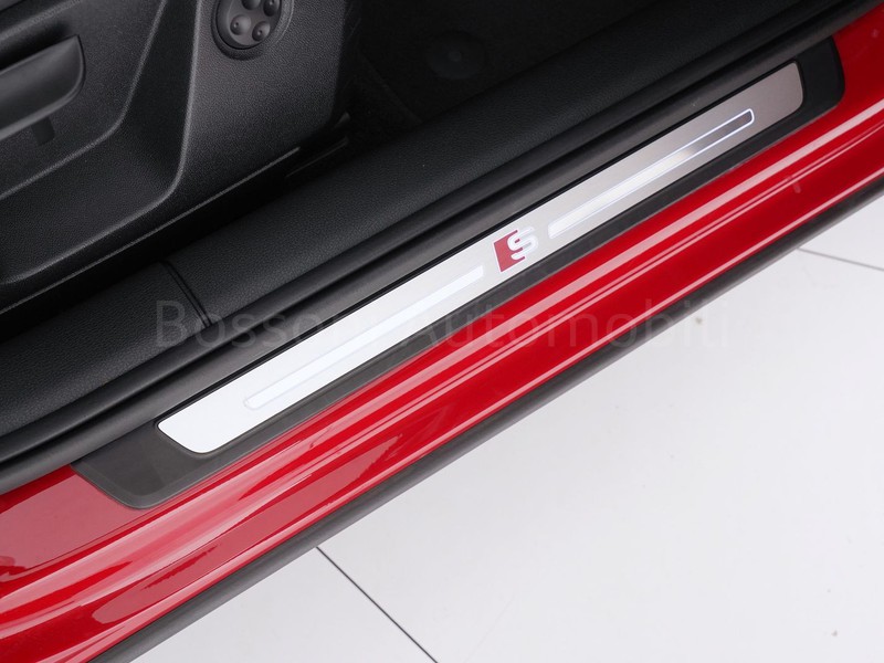 19 - Audi Q2 30 2.0 tdi s line edition s tronic