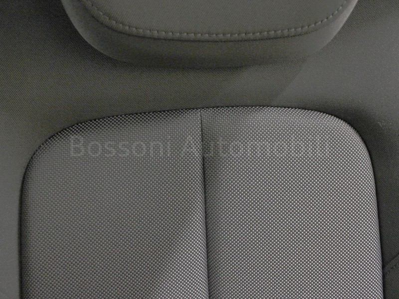 19 - Audi Q2 35 1.5 tfsi s line edition s tronic