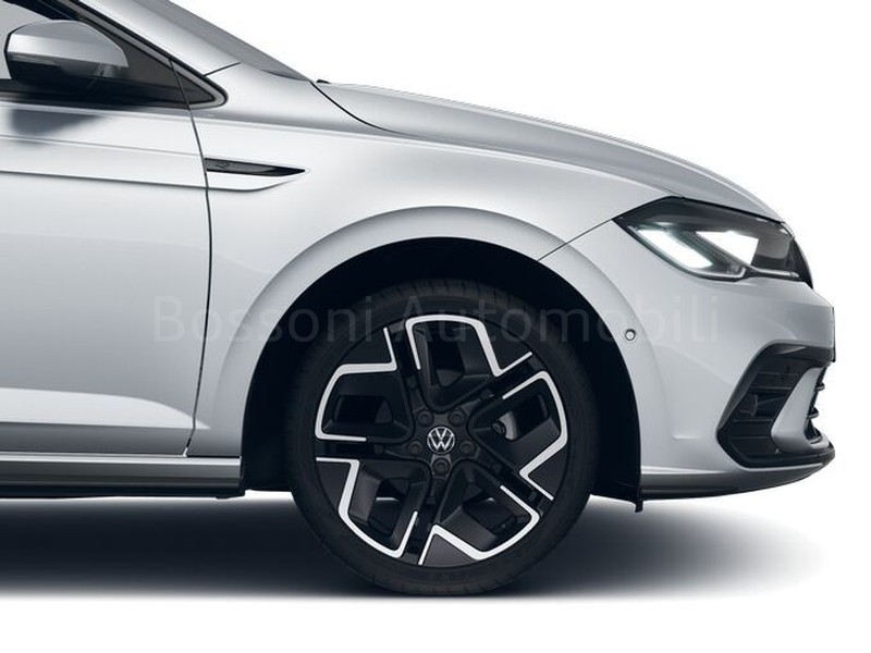 7 - Volkswagen Polo 1.0 tsi 95cv r-line plus dsg