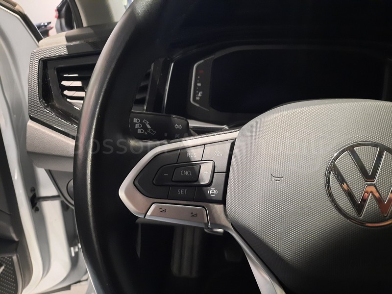 13 - Volkswagen Polo 1.0 evo 80cv life