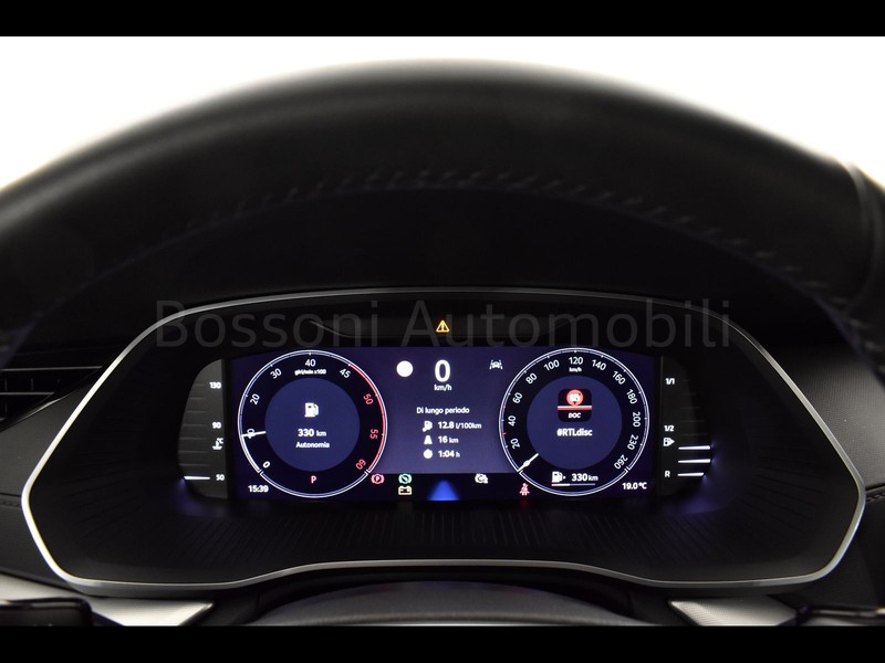 19 - Skoda Octavia wagon 2.0 tdi 150cv executive dsg