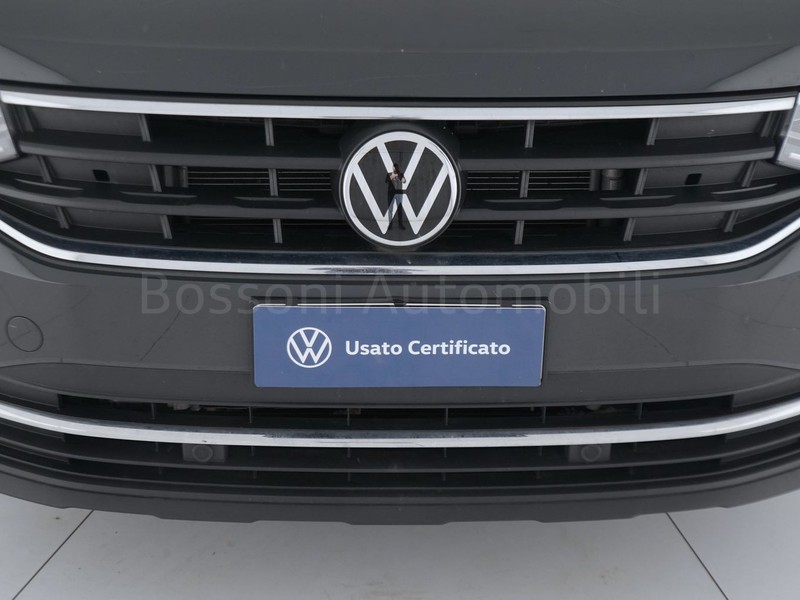 13 - Volkswagen Tiguan 1.5 tsi act 150cv life dsg