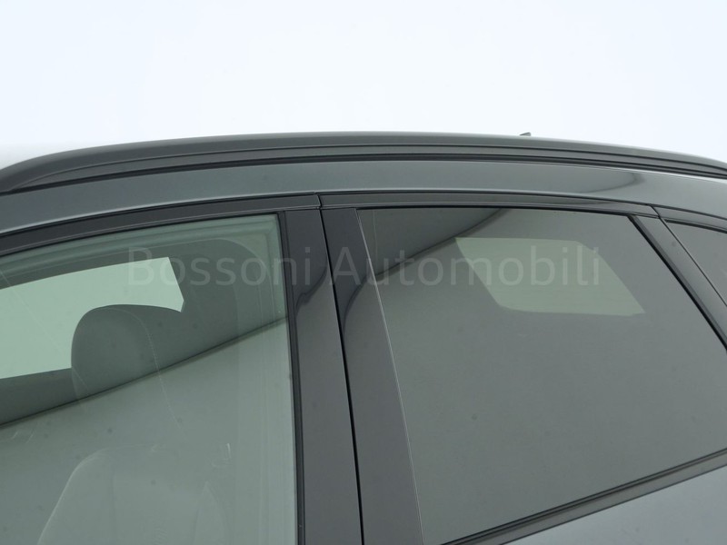 37 - Audi Q5 40 2.0 tdi mhev 12v s line plus quattro s tronic