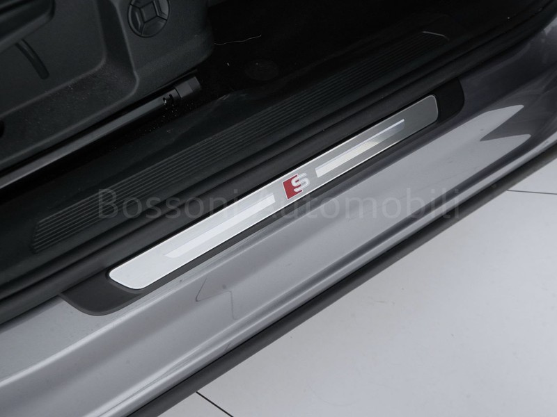 19 - Audi Q4 e-tron 45 business advanced