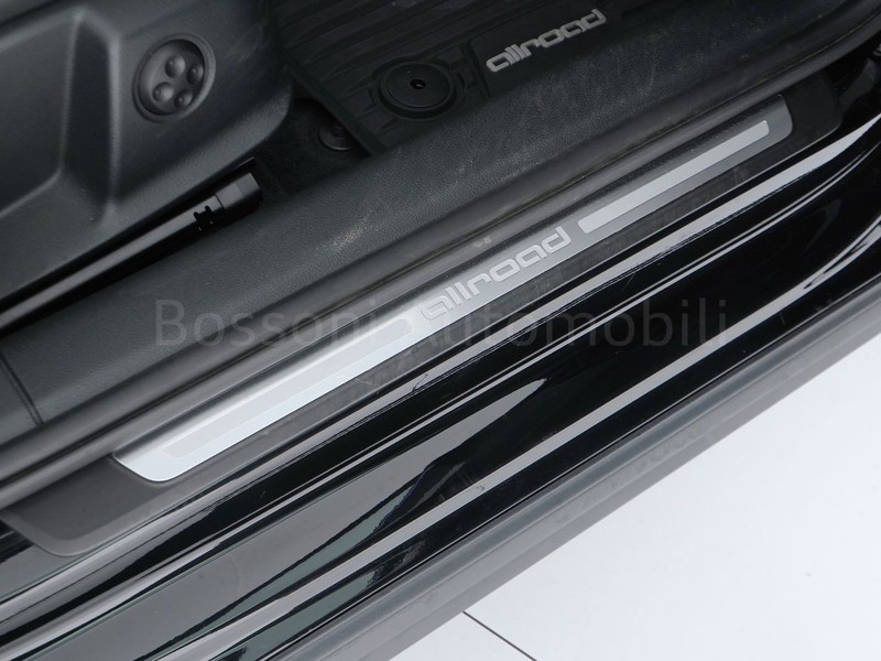 19 - Audi A4 allroad allroad 40 2.0 tdi mhev 204cv business evolution quattro s tronic