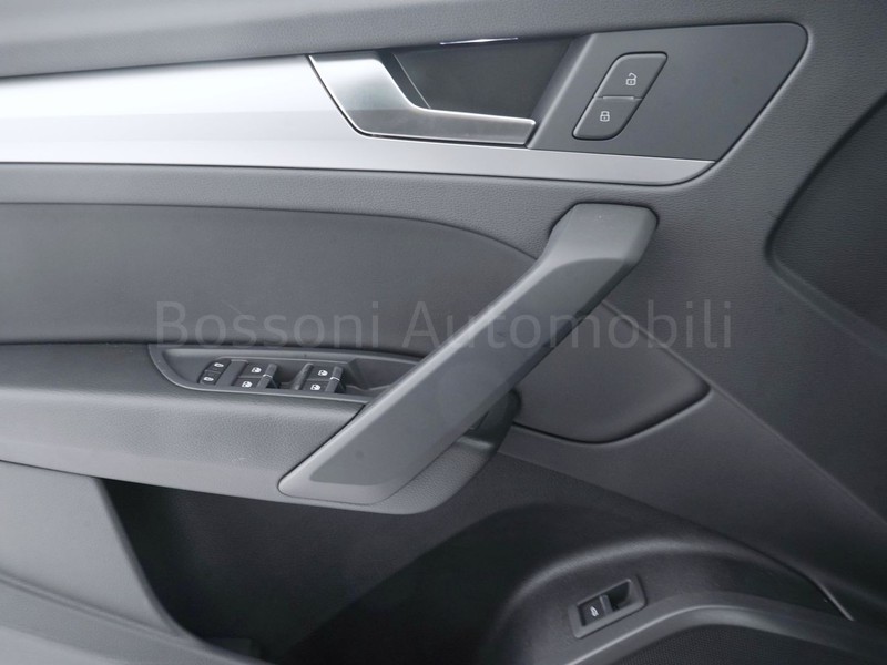 13 - Audi Q5 sportback 40 2.0 tdi mhev 12v s line quattro s tronic