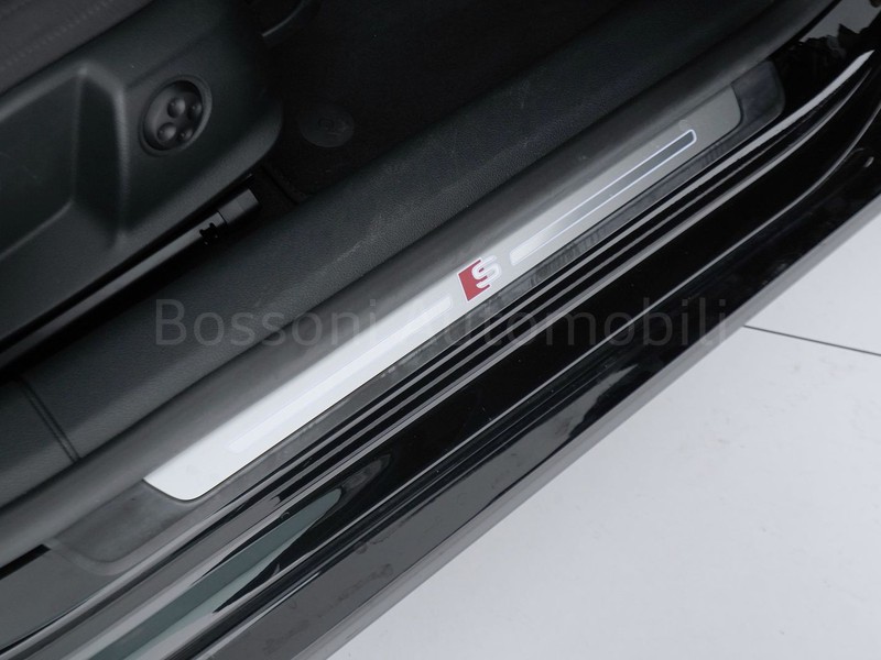 19 - Audi A5 sportback 40 2.0 tfsi mhev 204cv s line edition s tronic