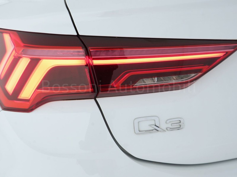 7 - Audi Q3 sportback 35 1.5 tfsi mhev 150cv s line edition s tronic
