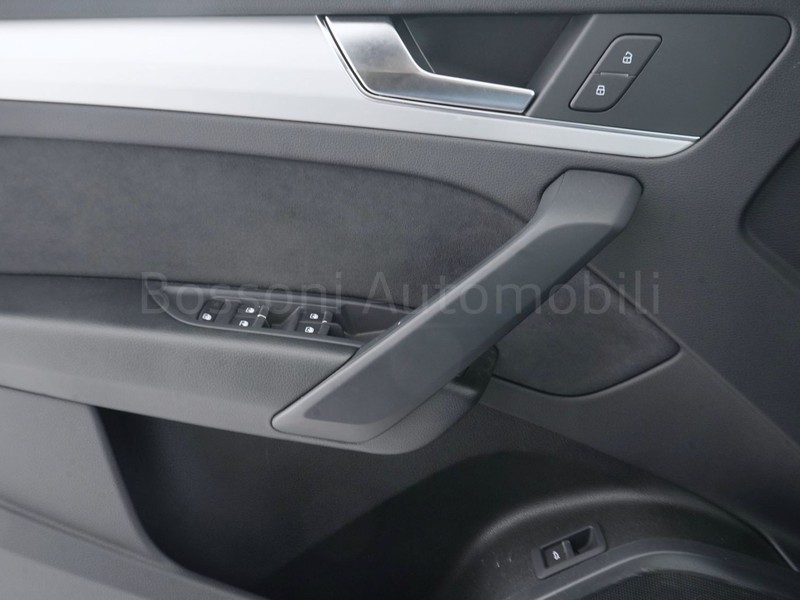 13 - Audi Q5 sportback 40 2.0 tdi mhev 12v s line quattro s tronic