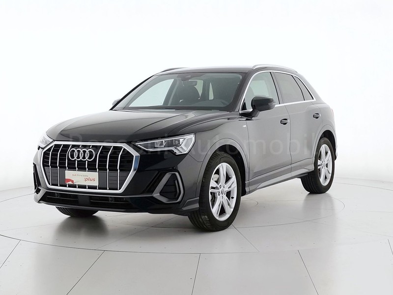 1 - Audi Q3 35 2.0 tdi s line edition s tronic