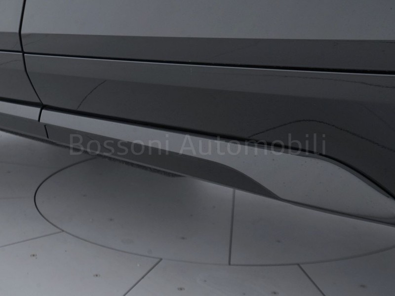 37 - Audi Q5 sportback 40 2.0 tdi mhev 12v s line quattro s tronic