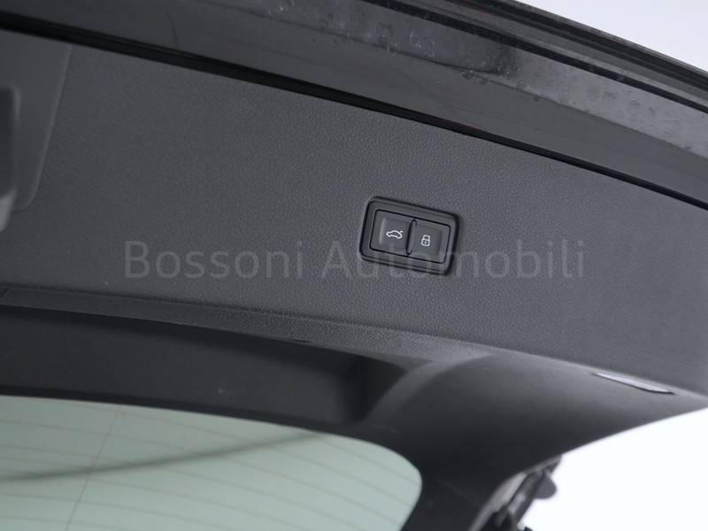 43 - Audi Q8 3.0 v6 tdi mhev 286cv s line edition quattro tiptronic