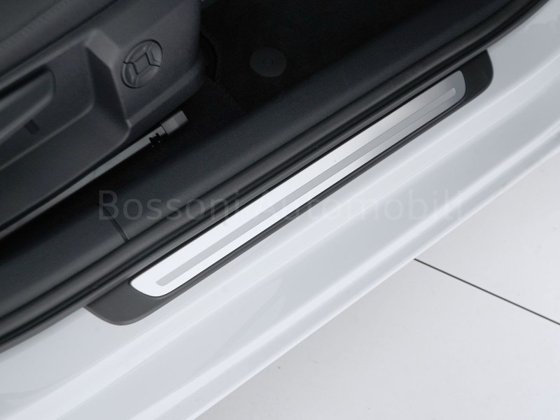 19 - Audi A3 sportback 1.5 tfsi mhev 116cv business