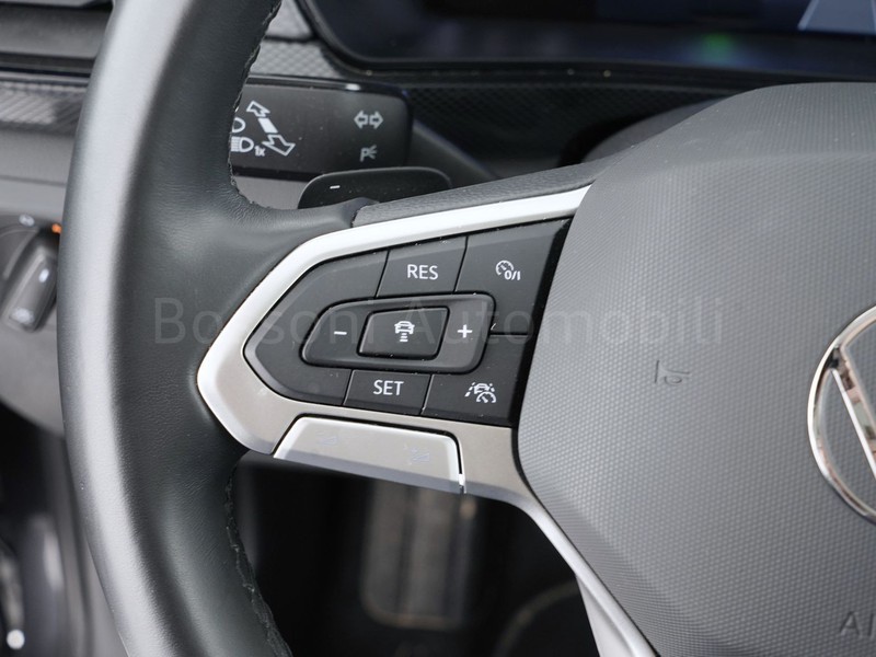 25 - Volkswagen T-Cross 1.0 tsi 115cv life dsg