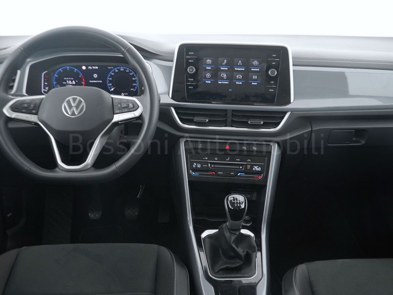 7 - Volkswagen T-Roc 1.0 tsi 115cv style