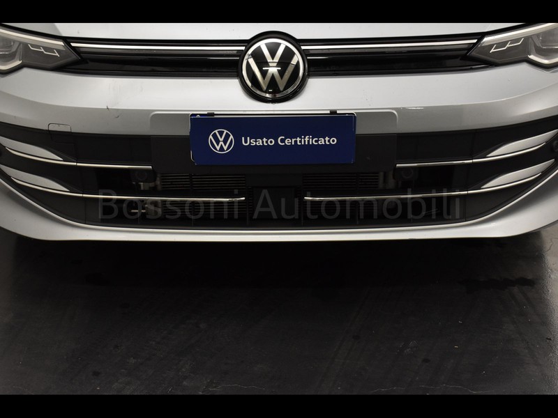 13 - Volkswagen Golf 2.0 tdi scr 150cv style dsg