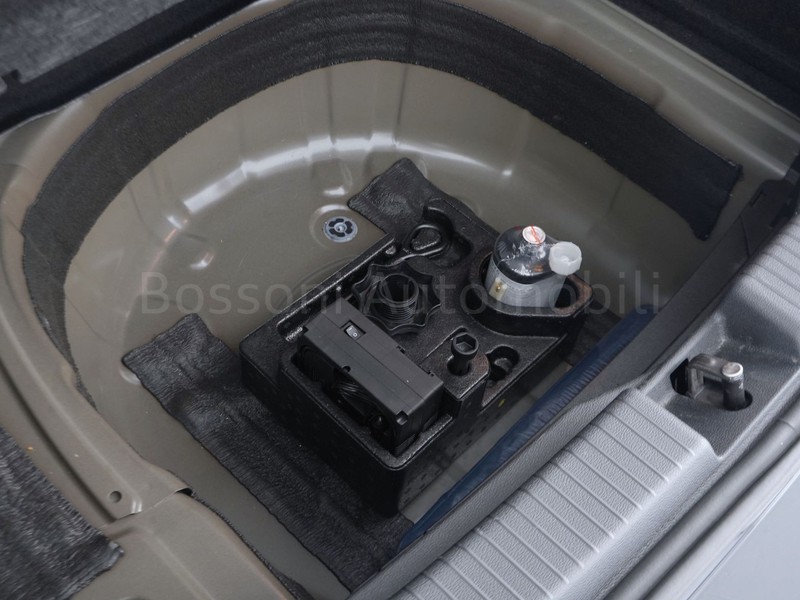 31 - Volkswagen T-Cross 1.0 tsi 110cv advanced