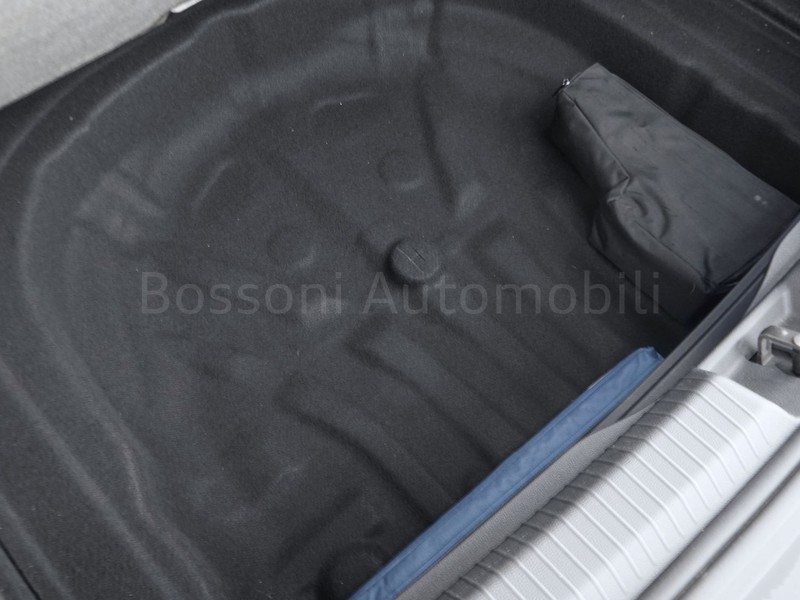 31 - Volkswagen Golf 1.5 tsi evo act 130cv life