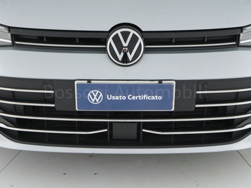 13 - Volkswagen Passat 2.0 tdi scr evo 150cv business dsg