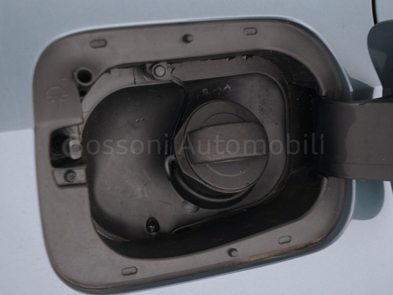 31 - Volkswagen T-Roc 1.5 tsi act life dsg