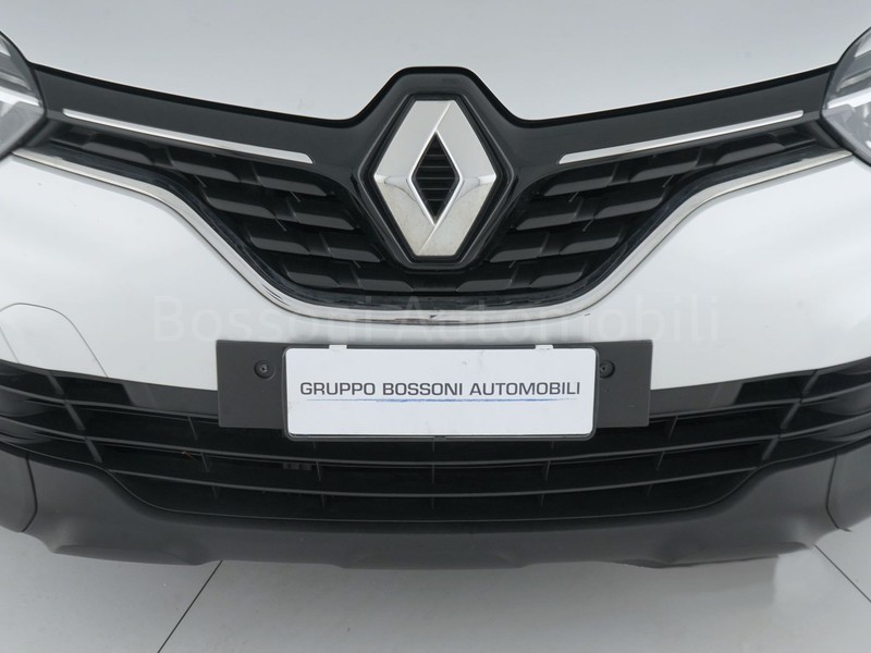 13 - Renault Captur 0.9 tce 90cv business e6d