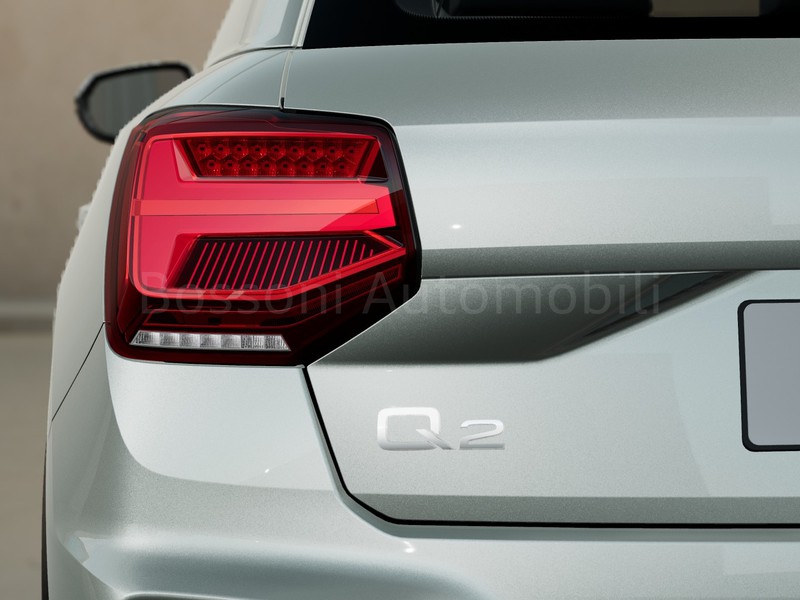 7 - Audi Q2 35 1.5 tfsi business advanced s tronic