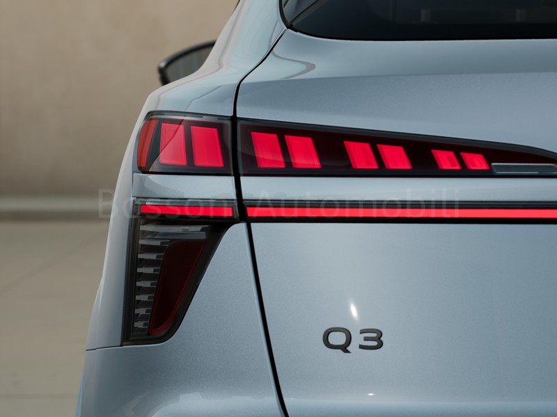 7 - Audi Q3 sportback 2.0 tdi 150cv business s tronic