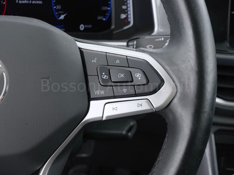 25 - Volkswagen T-Roc 1.0 tsi 110cv style