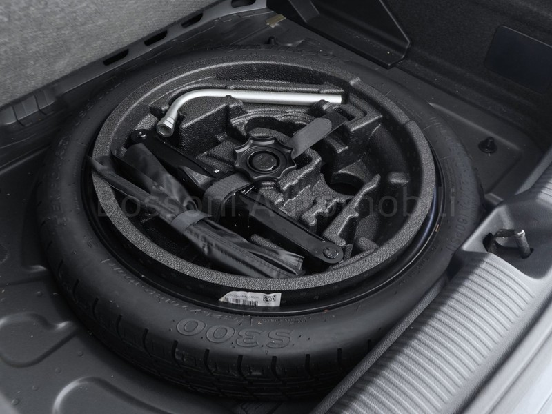 31 - Audi Q2 35 2.0 tdi identity black quattro s tronic