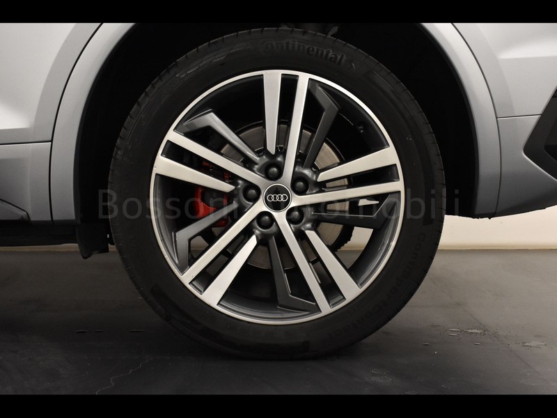 13 - Audi Q5 sportback 40 2.0 tdi mhev 12v s line plus quattro s tronic