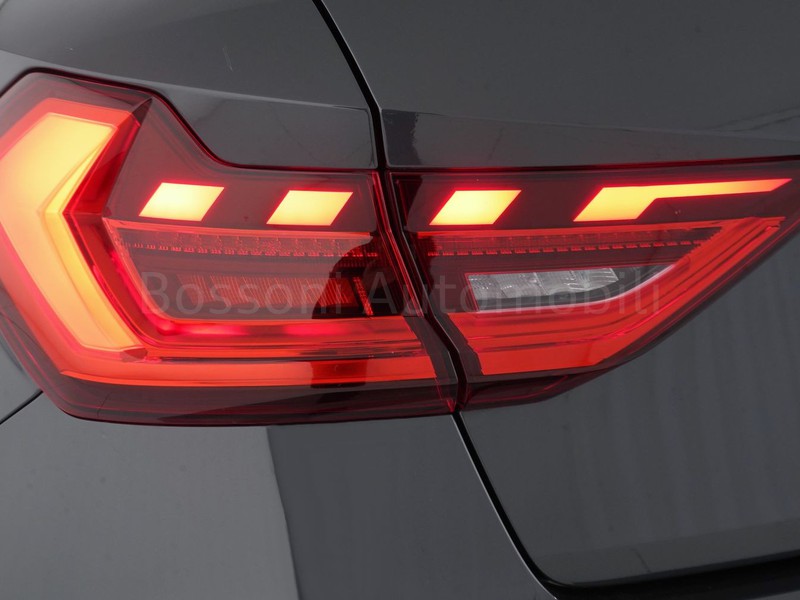 7 - Audi A1 sportback 30 1.0 tfsi 116cv business