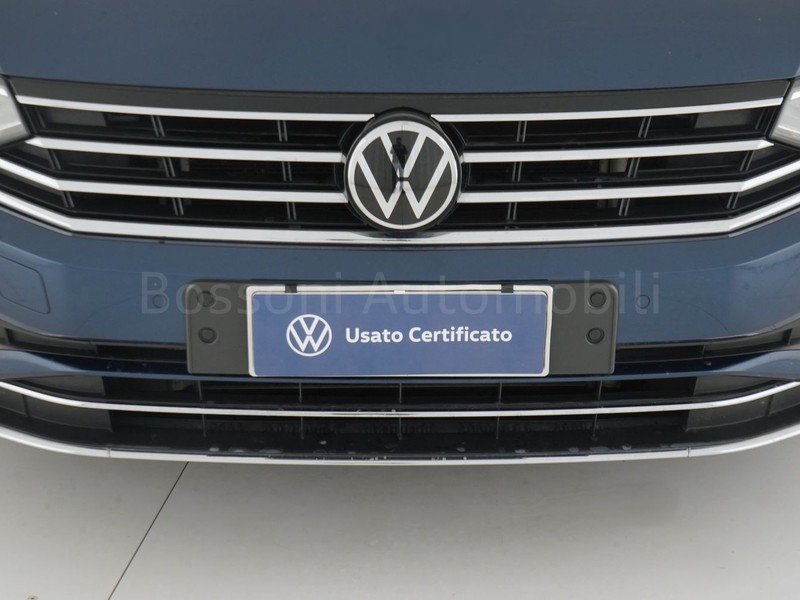 13 - Volkswagen Passat variant 2.0 tdi scr evo 150cv executive dsg