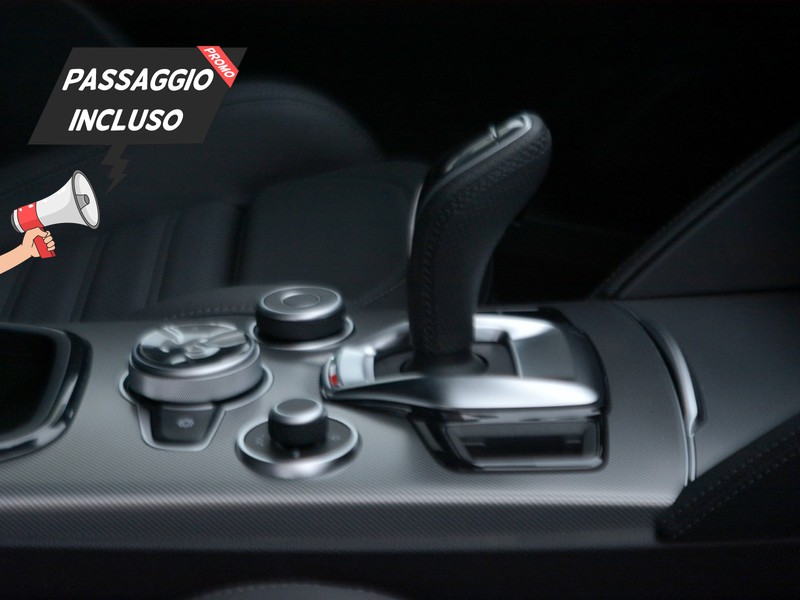 13 - Alfa Romeo Stelvio 2.2 turbo 210cv veloce q4 at8