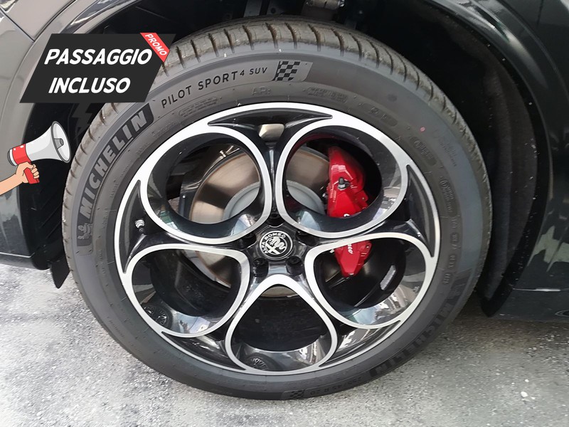 13 - Alfa Romeo Stelvio 2.2 turbo 210cv veloce q4 at8