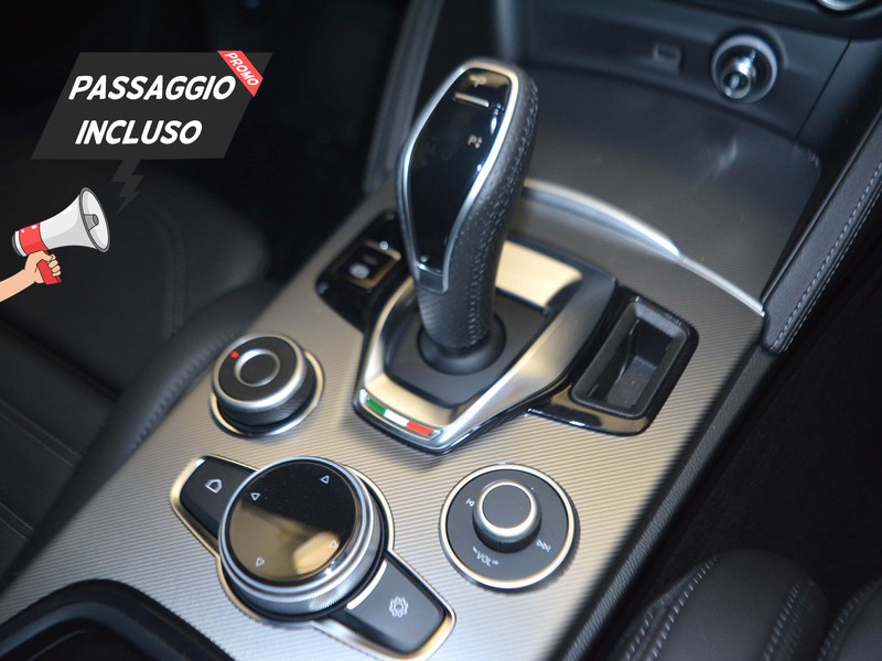 13 - Alfa Romeo Stelvio 2.2 turbo 210cv veloce q4 at8