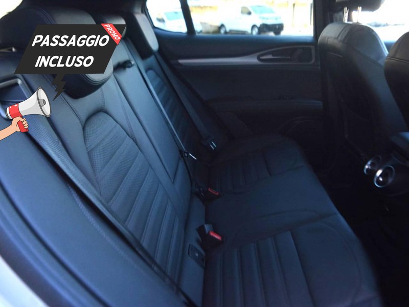 7 - Alfa Romeo Stelvio 2.2 turbo 210cv veloce q4 at8