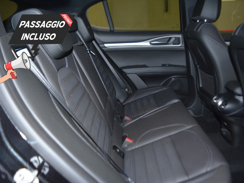 7 - Alfa Romeo Stelvio 2.2 turbo 210cv veloce q4 at8